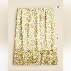 Gwen knee-length
layered slip skirt in crinkle chiffon